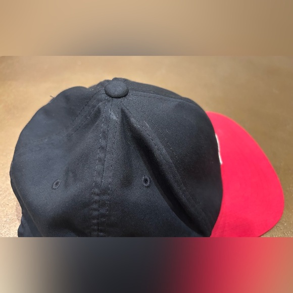 Fox Racing OSFA SnapBack Adjustable Hat Black & Red, Please Read - Picture 5 of 11